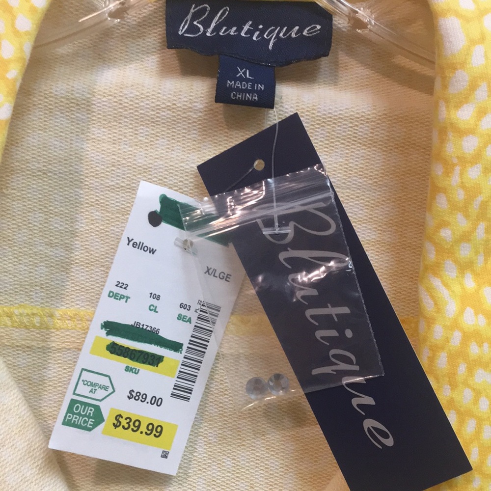 NWT Rhinestone Embellished Sunflower Yellow Jacket - Picture 8 of 8